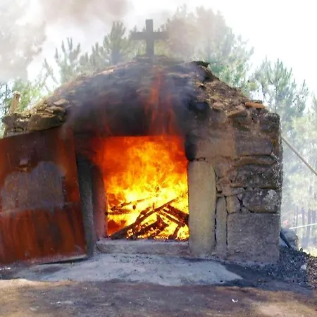 House With Shared Pool In Agueda, Mountain View Vakantiehuis