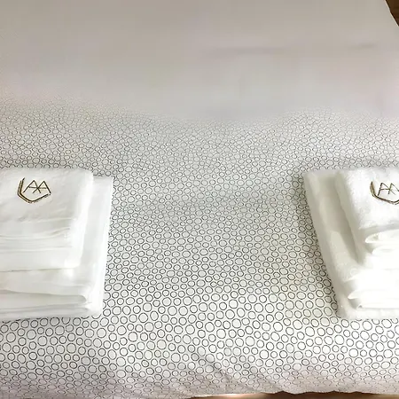 House With Shared Pool In Agueda, Mountain View Vakantiehuis