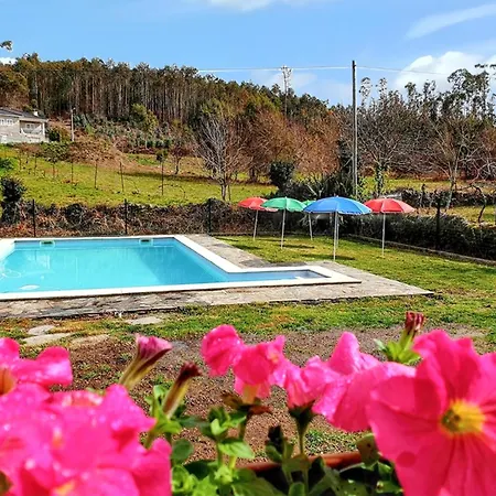 House With Shared Pool In Agueda, Mountain View Holiday home Urgueira (Aveiro)