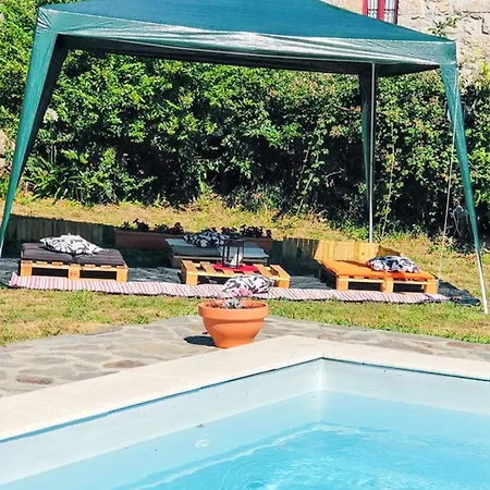 House With Shared Pool In Agueda, Mountain View Holiday home Urgueira (Aveiro)