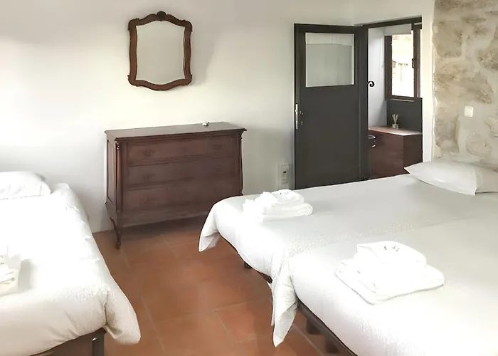 House With Shared Pool In Agueda, Mountain View Prázdninový dům Urgueira (Aveiro)